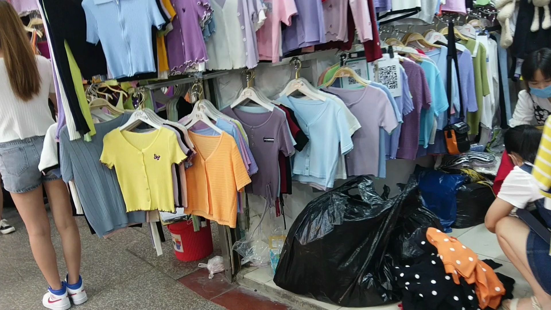 廣州流花服裝批發市場 服裝批發的黃金寶地